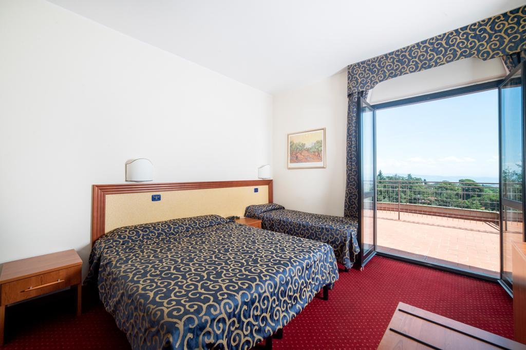 Hotel Italia & Lombardi Montefiascone Exterior foto