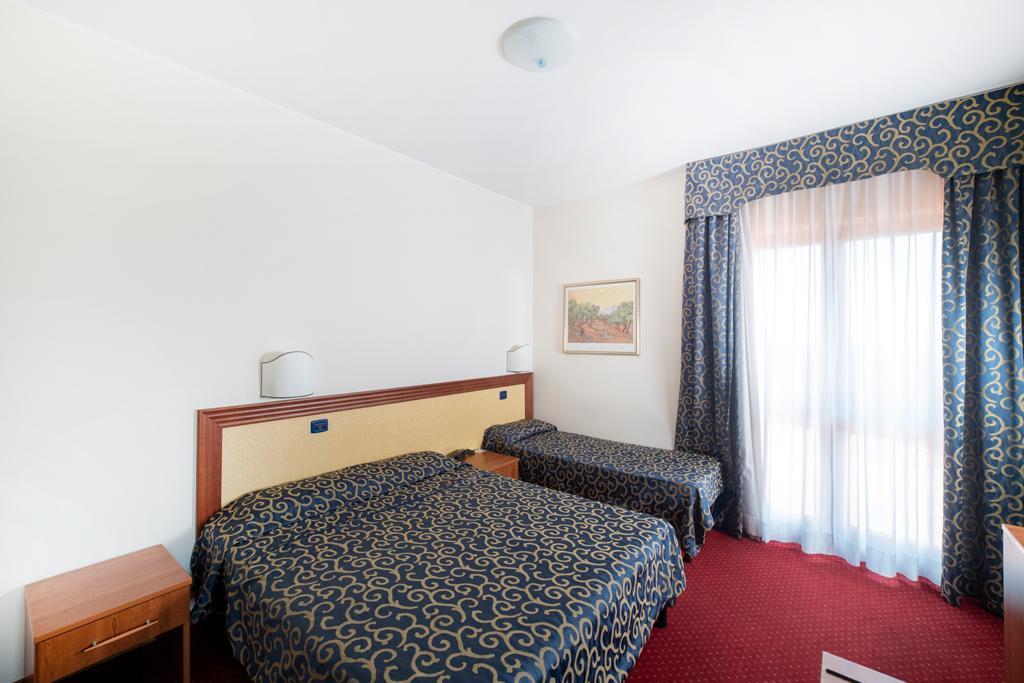 Hotel Italia & Lombardi Montefiascone Exterior foto